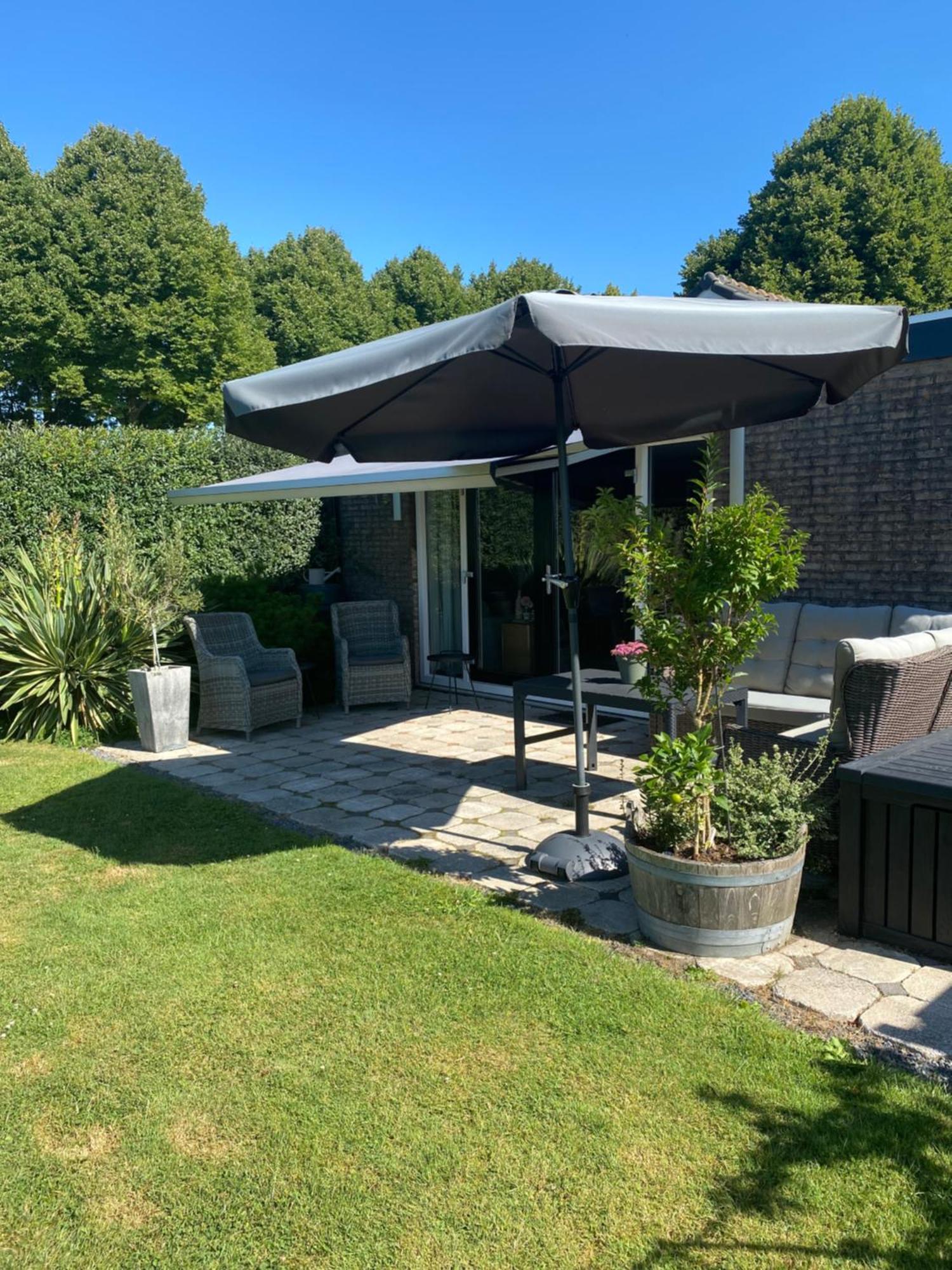 Vakantiewoning Le Garaazje 'S-Gravendeel Εξωτερικό φωτογραφία